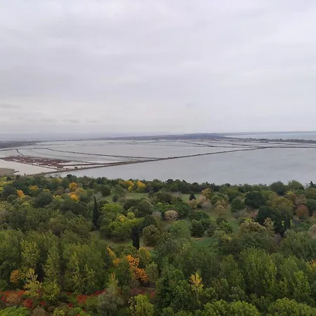 Delux Cote Dagur Апартамент